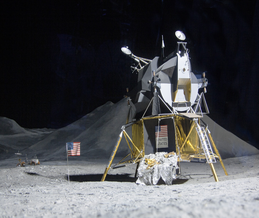 La storia del primo uomo sulla luna, Neil Armstrong La storia del primo uomo sulla luna, Neil Armstrong